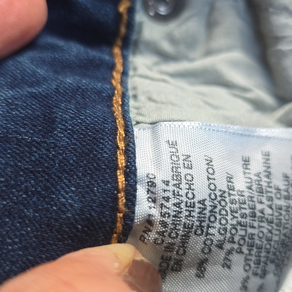 True Religion designer bootcut mid-rise jeans - Picture 6 of 8